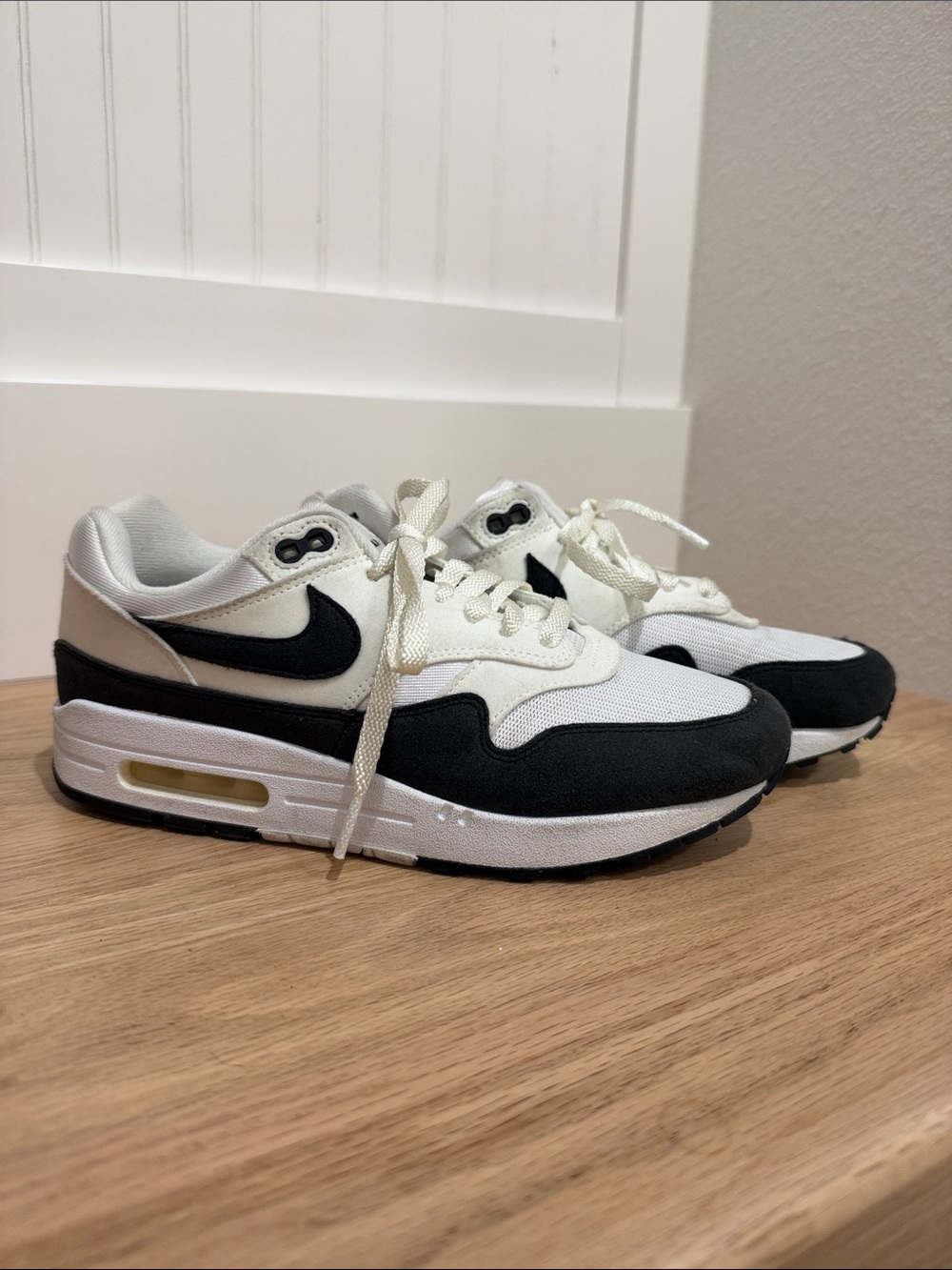 Nike Women’s White and Black Retro Air Max 1 Sneakers
